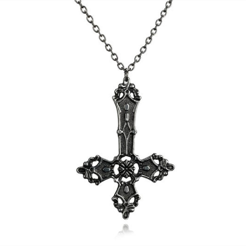 Colar gótico preto cruz invertida crucifixo satânico Witchy Pingente