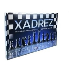 Jogo De Tabuleiro Estratégia Xadrez Oficial Raciocínio 36cm é boa?