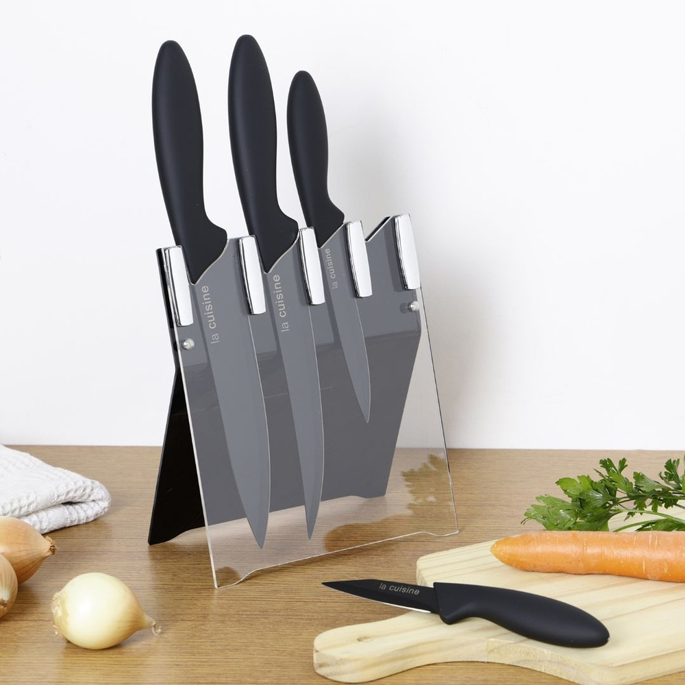 Conjunto de 4 facas com cepo preto, da La Cuisine