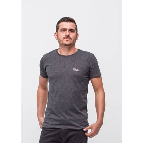 camisas de marcas de suplementos