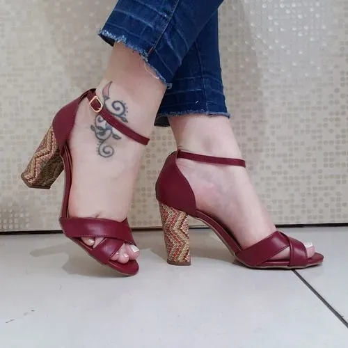 sandalias femininas vermelhas