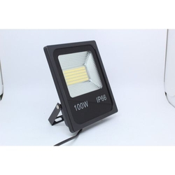 Refletor Holofote Led Smd 100w Branco Frio 6500k Bivolt Ip66 é boa?