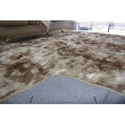 Tapetes de sala peludo 2,00X2,40 bege com marrom, luxo, macio, lindo, antiderrapante é ruim? Tapetes de sala peludo 2,00X2,40 bege com marrom, luxo, macio, lindo, antiderrapante é boa?