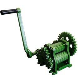 Engenho de Cana Manual c/ 3 Moendas c/ Regulagem Extrai Até 40 Litros/hora Garapa/Caldo B60 - Botini é boa?