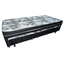 Cama Box Solteiro Conjugado Com Auxiliar Bicama Espuma Ortopédica é boa?