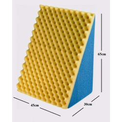 Travesseiro Amamentação Encosto Triangular c/ Capa Lavavel Menor preço em Travesseiro Amamentação Encosto Triangular c/ Capa Lavavel