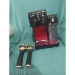 Usado:::: cafeteira expresso oster primalatte -110v - funcionando é ruim? Usado:::: cafeteira expresso oster primalatte -110v - funcionando é boa?