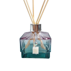 Difusor De Varetas Aromatizador Ambiente Vidro Ev-09 - Verde é boa?